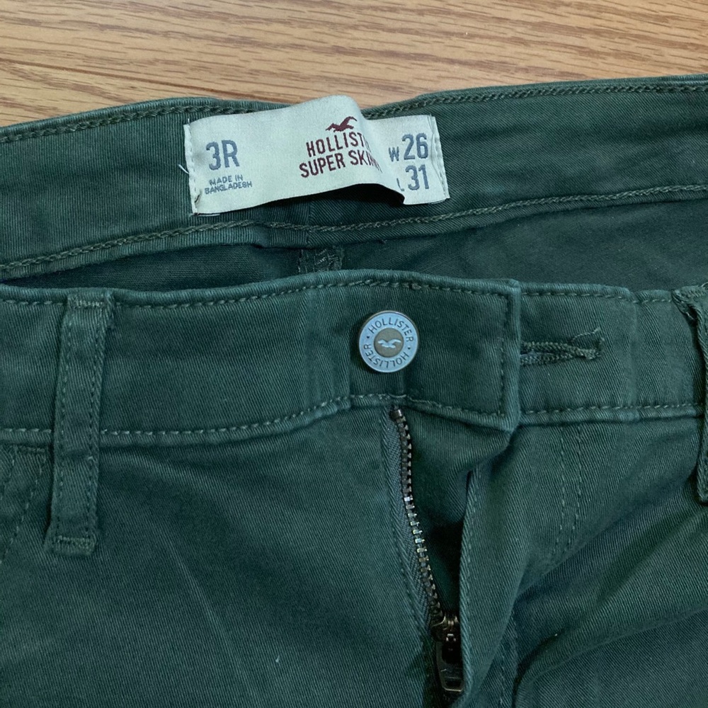 Olive Hollister Skinny Jeans - Picture 2 of 4